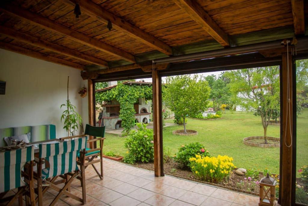 Agrampeli Villa Ierissos Exteriör bild